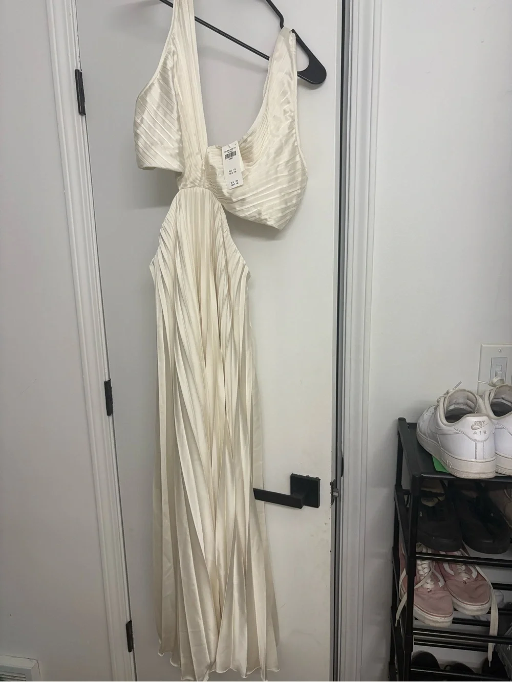 Abercrombie & Fitch Cream Pleated Midi Dress with V-Neck & Side Cutouts